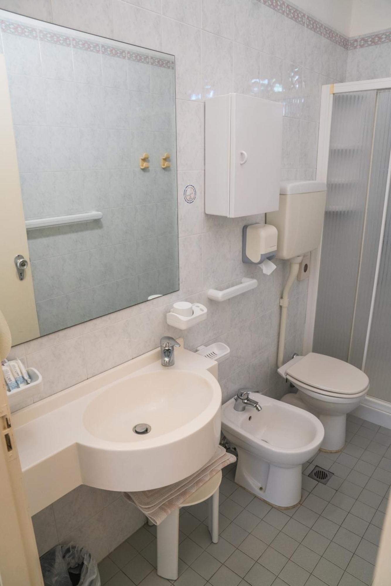 Hotel Singapore 米兰马瑞提那 外观 照片